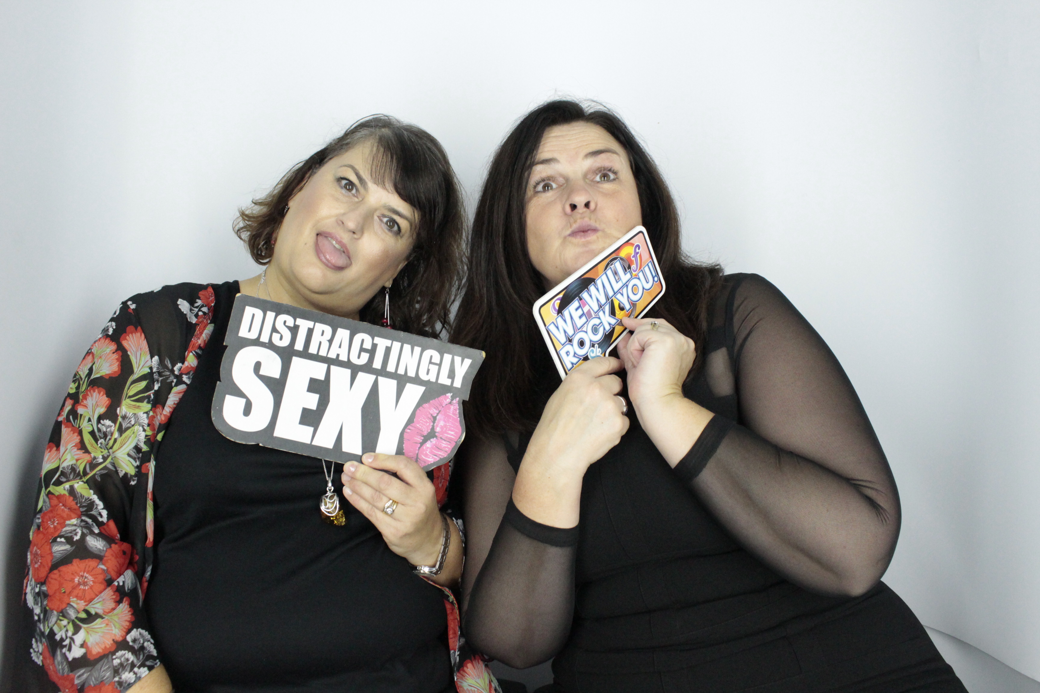 Isobel 18th Birthday Party  | View more photos from the event at gallery.myphotoboothexperience.co.uk/u/MyPhotoBoothExperienceLtd/Isobel-18th-Birthday-Party